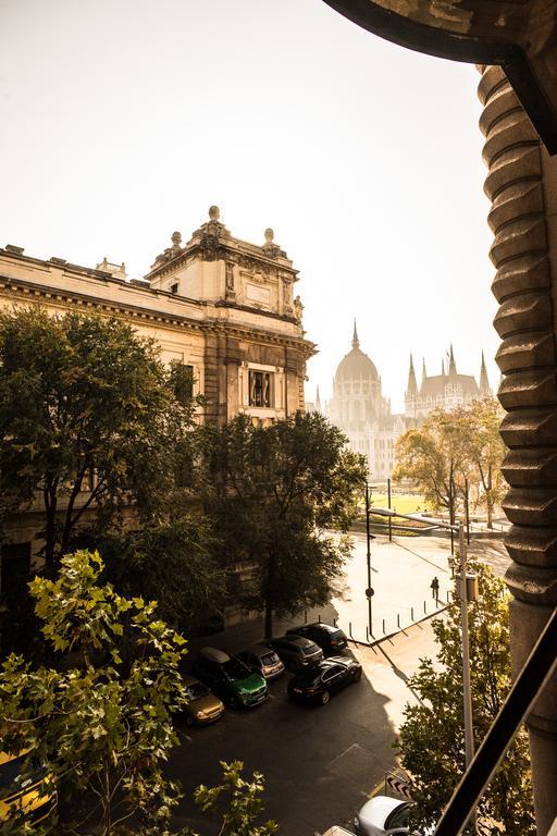 Parliament Suite With A View Budapest Exteriör bild